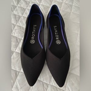 Rothy’s black pointed toe flats